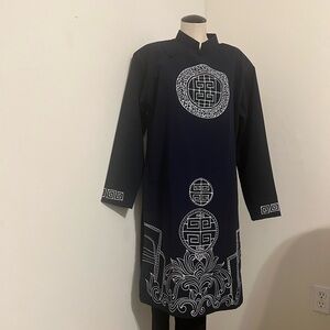 Navy Long with White Embroidery . Men áo dài size L (52) . Great for holiday